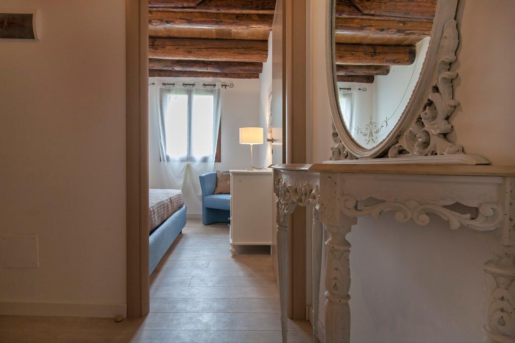 Ferienwohnung Residenza Tiziano Venedig Zimmer foto